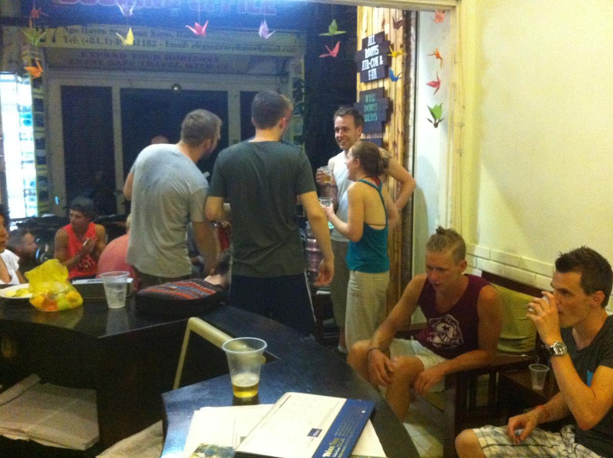Hanoi Massive Hostel Exterior foto