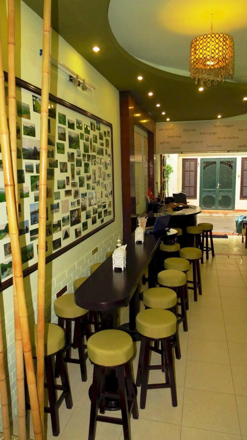 Hanoi Massive Hostel Exterior foto